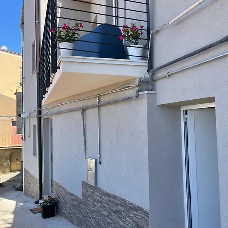 Crysas Appartement *